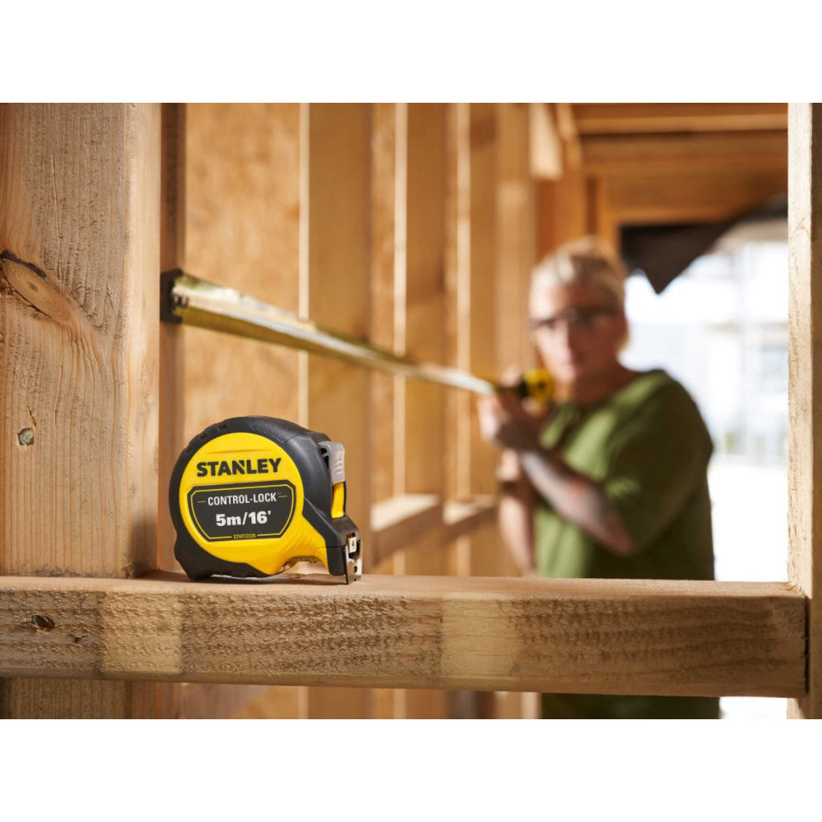 STANLEY Hand Tools CONTROL-LOCK Pocket Tape 5m/16ft (Width 25mm) STA537235