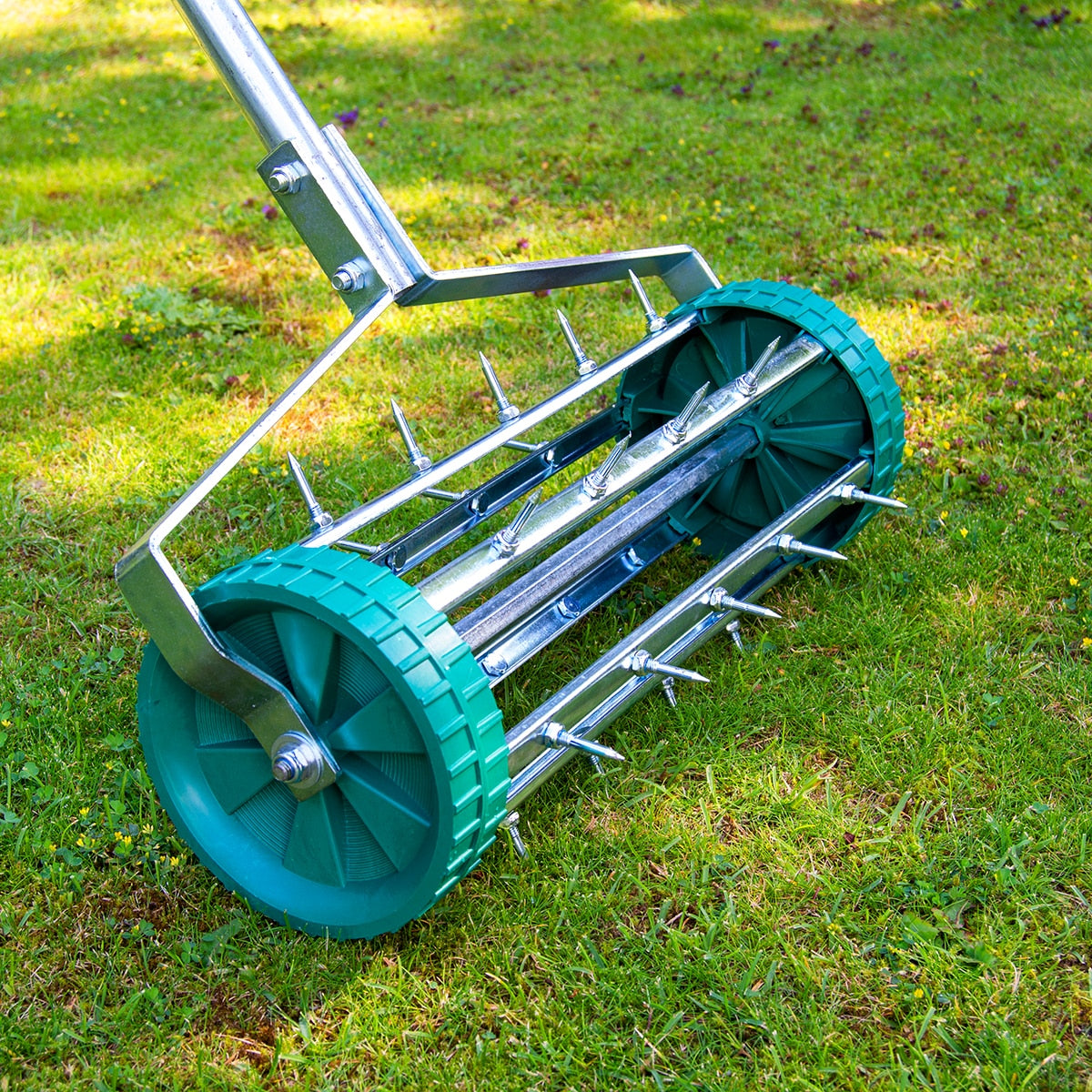 BMC Long Handle Lawn Aerator Roller - Image 4