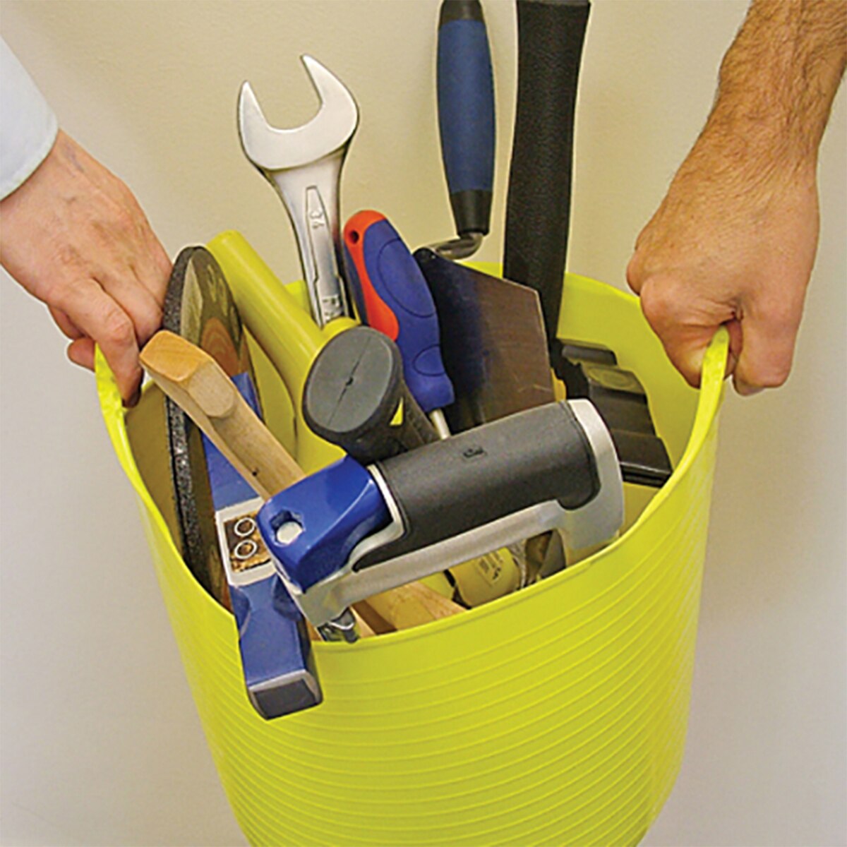 Faithfull Flex Tub 42 litre - Yellow - FAIFLEX42Y - Image 4