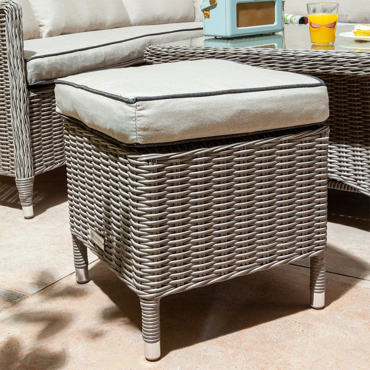 Prestbury 4pc Rattan Garden Furniture Corner Set - Image 5