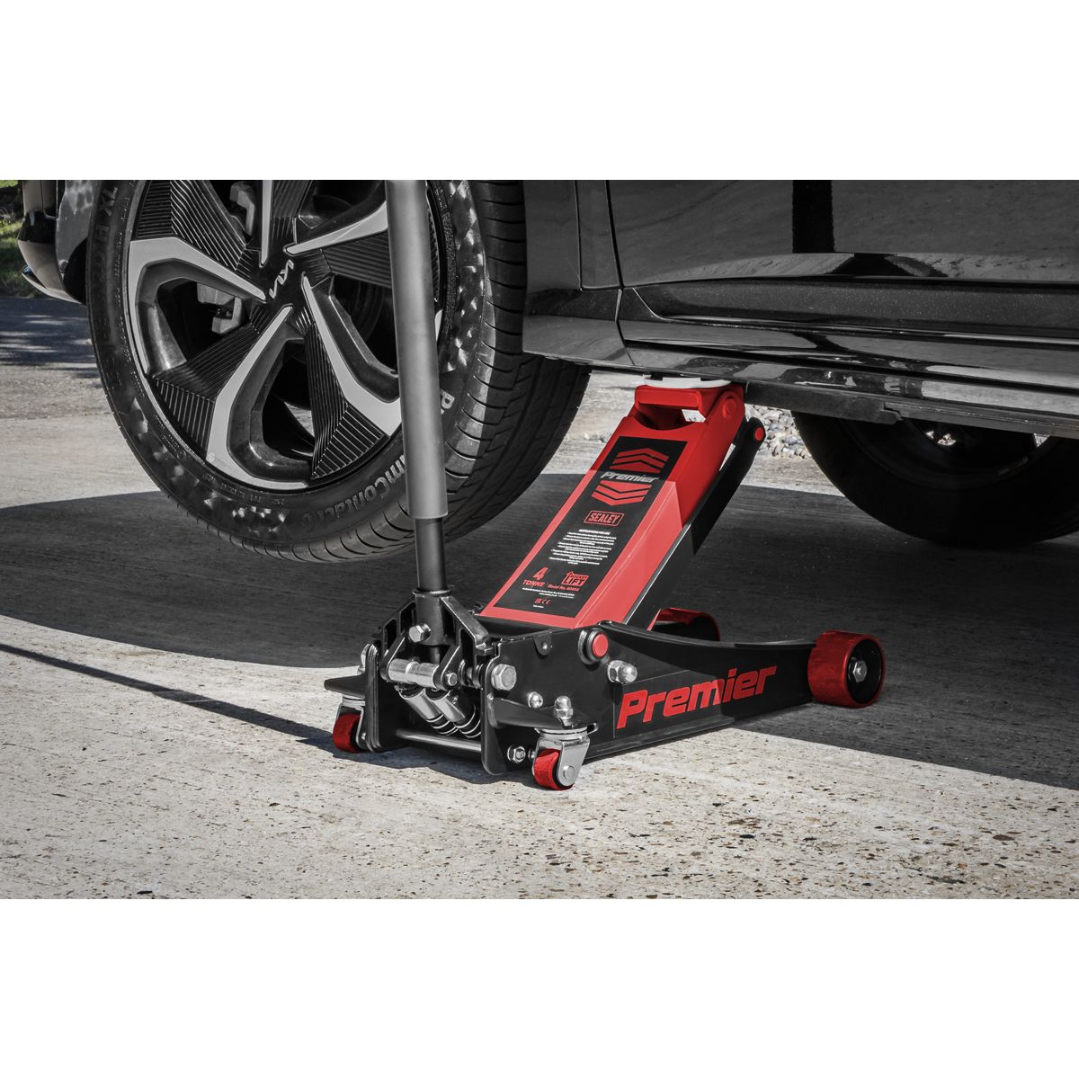 Sealey Trolley Jack 4 Tonne Rocket Lift Red - Image 3