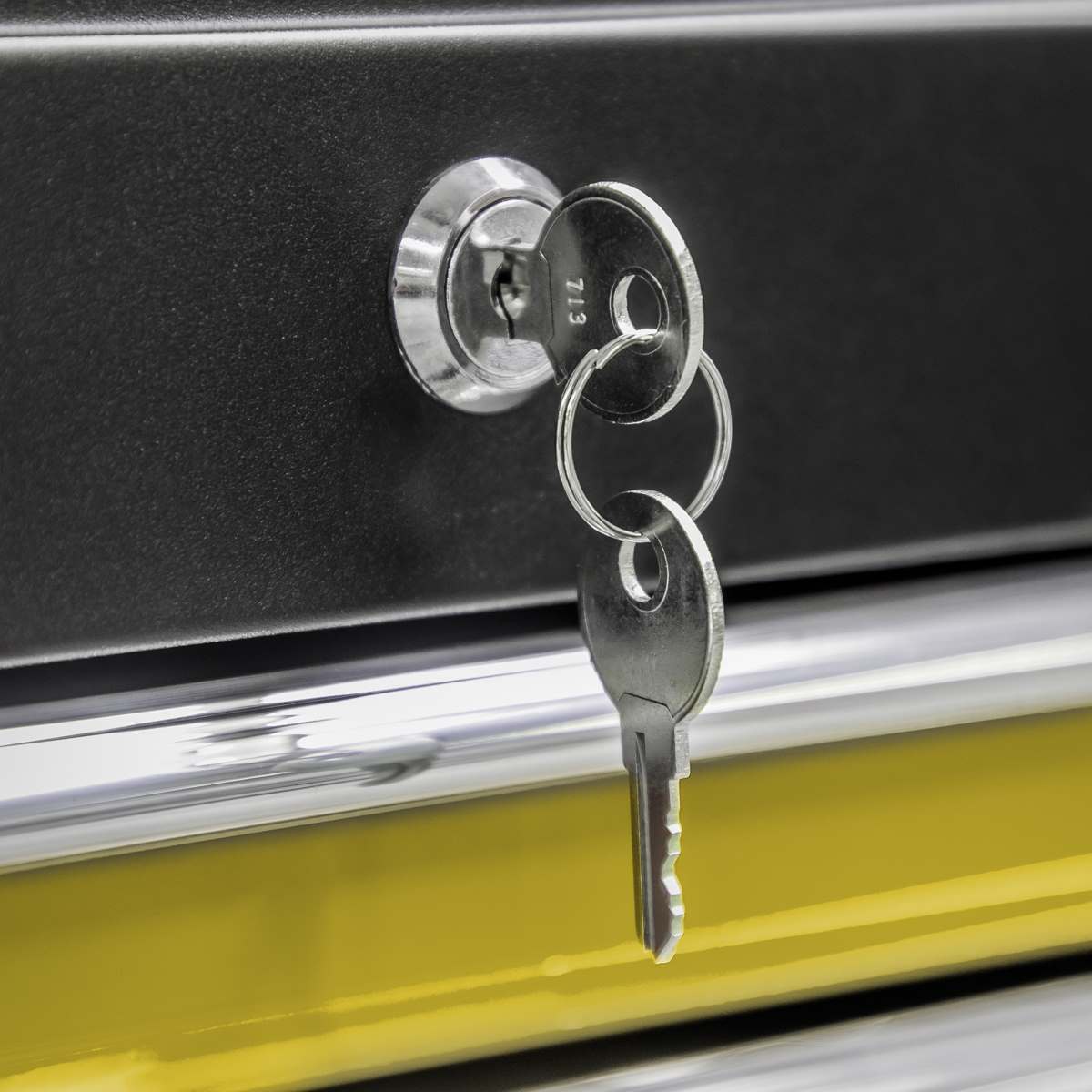 Sealey Topchest & Rollcab Combination 6 Drawer with Ball-Bearing Slides -Yellow - Image 5