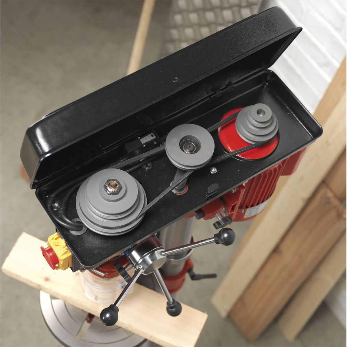 Sealey Pillar Drill Floor 12-Speed 1500mm Height 370W/230V - Image 6