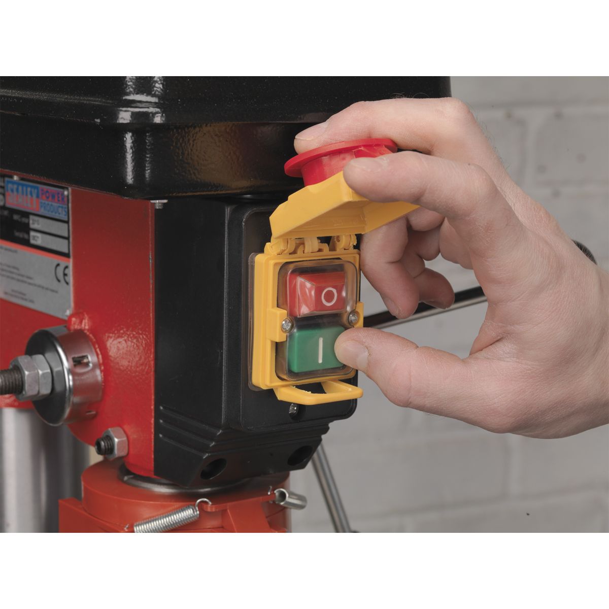 Sealey Pillar Drill Floor 12-Speed 1500mm Height 370W/230V - Image 7