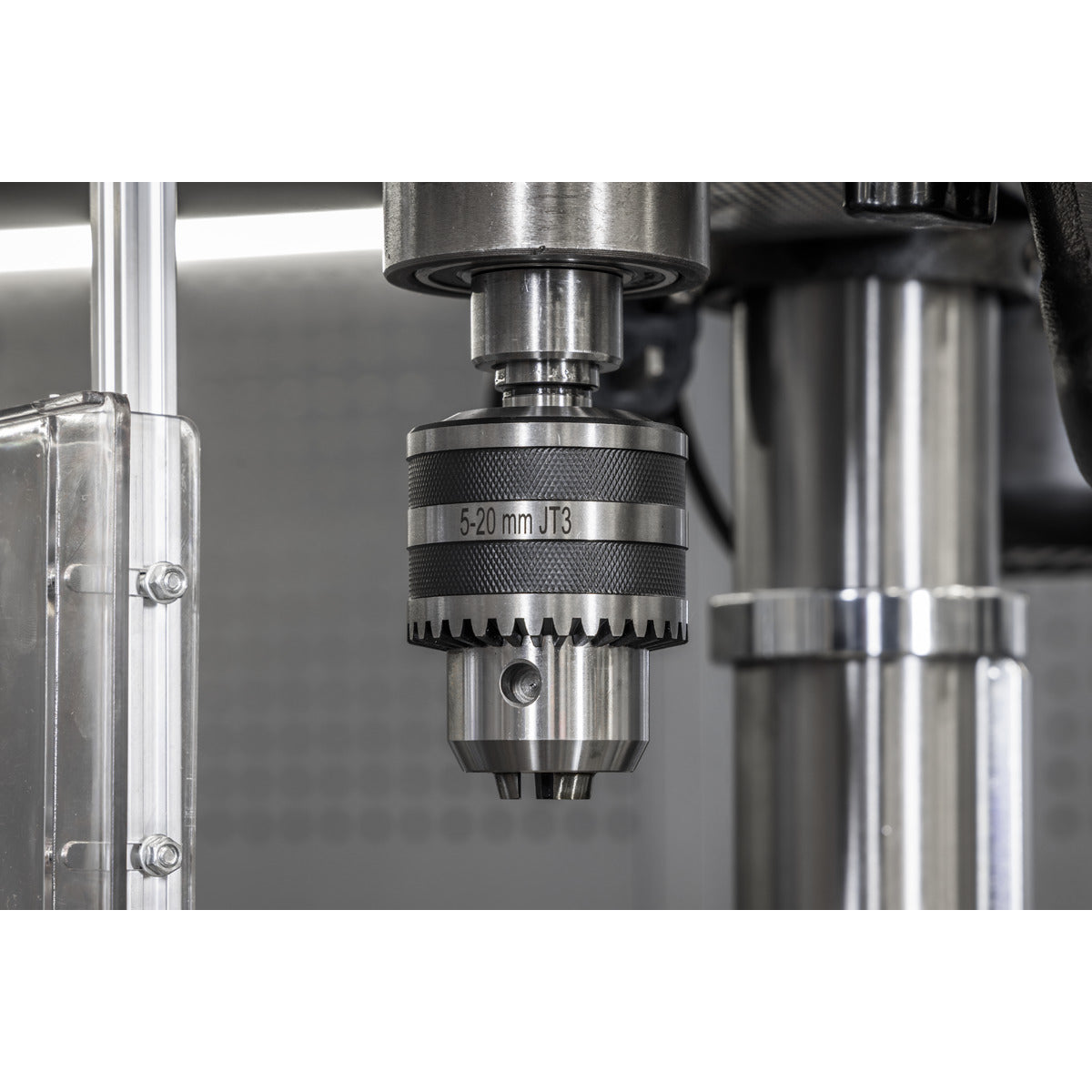 Premier Floor Standing Pillar Drill 16-Speed 750W/230V PDM240F