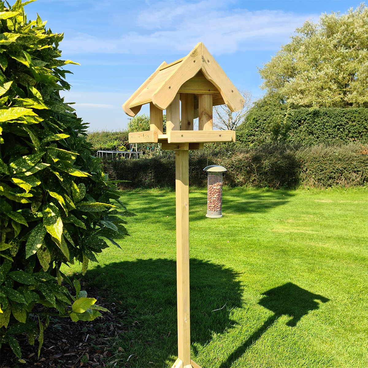 Churnet Valley Deluxe Wooden Bird Table - Image 2