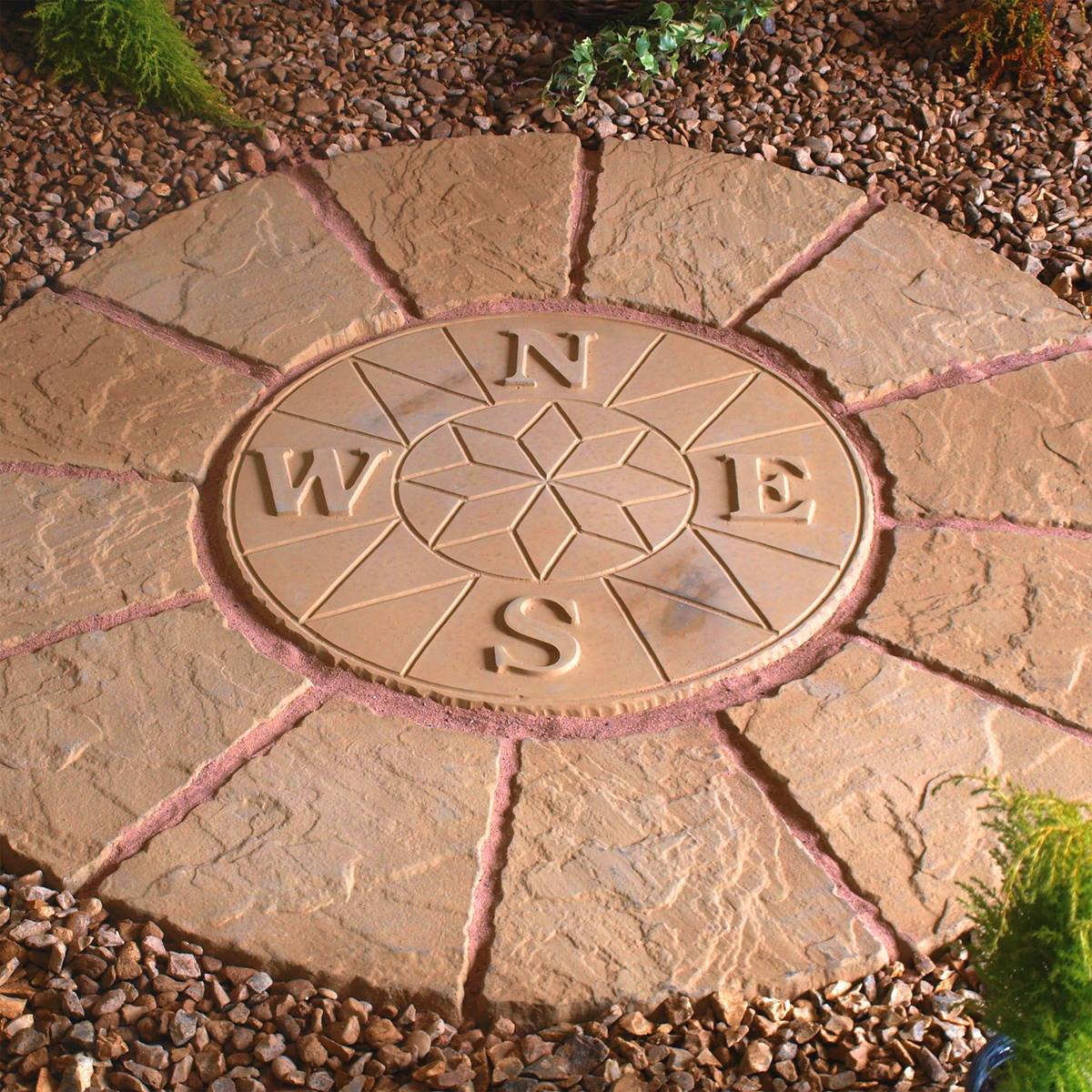 Deco-Pak Compass Stepping Stone Centre - Buff Gold - Image 3