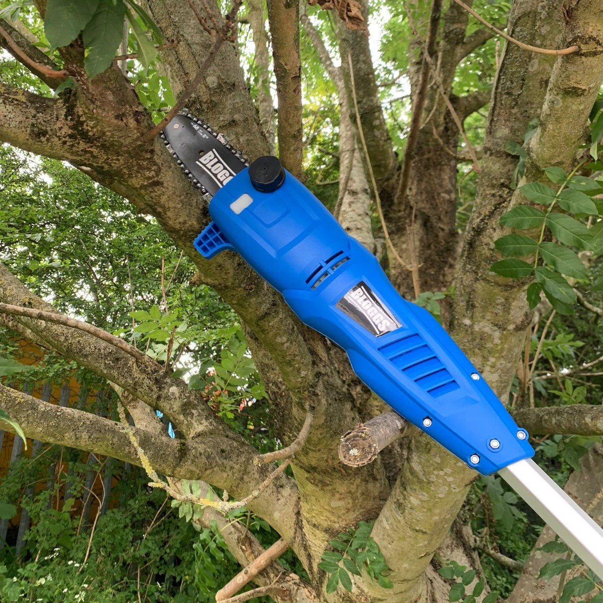 Bloggs 710w Electric Pole Chainsaw and Tree Pruner