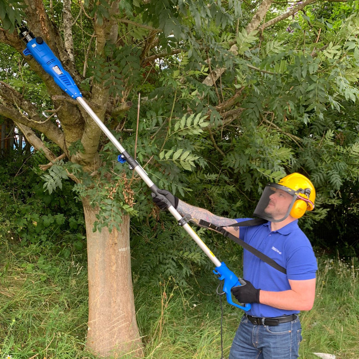 Bloggs 710w Electric Pole Chainsaw and Tree Pruner