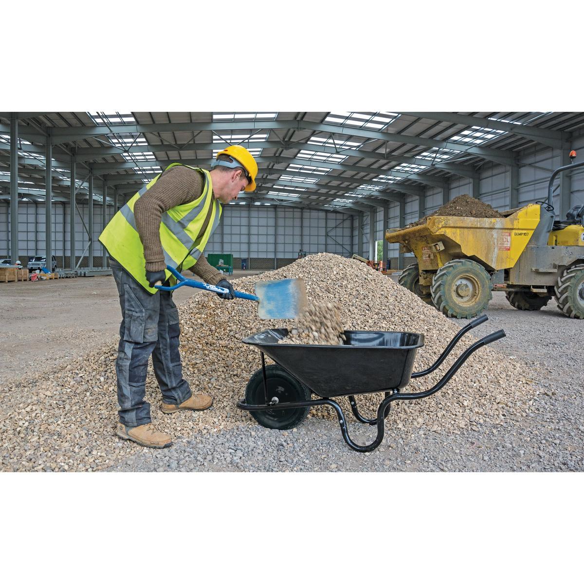 Draper Metal Tray Contractors Wheelbarrow, 85L - Image 4