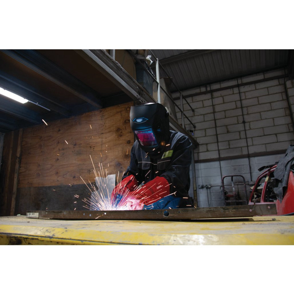 Draper Expert Auto-Darkening Multi-Use Welding Helmet, Shade 5-1370301 02512