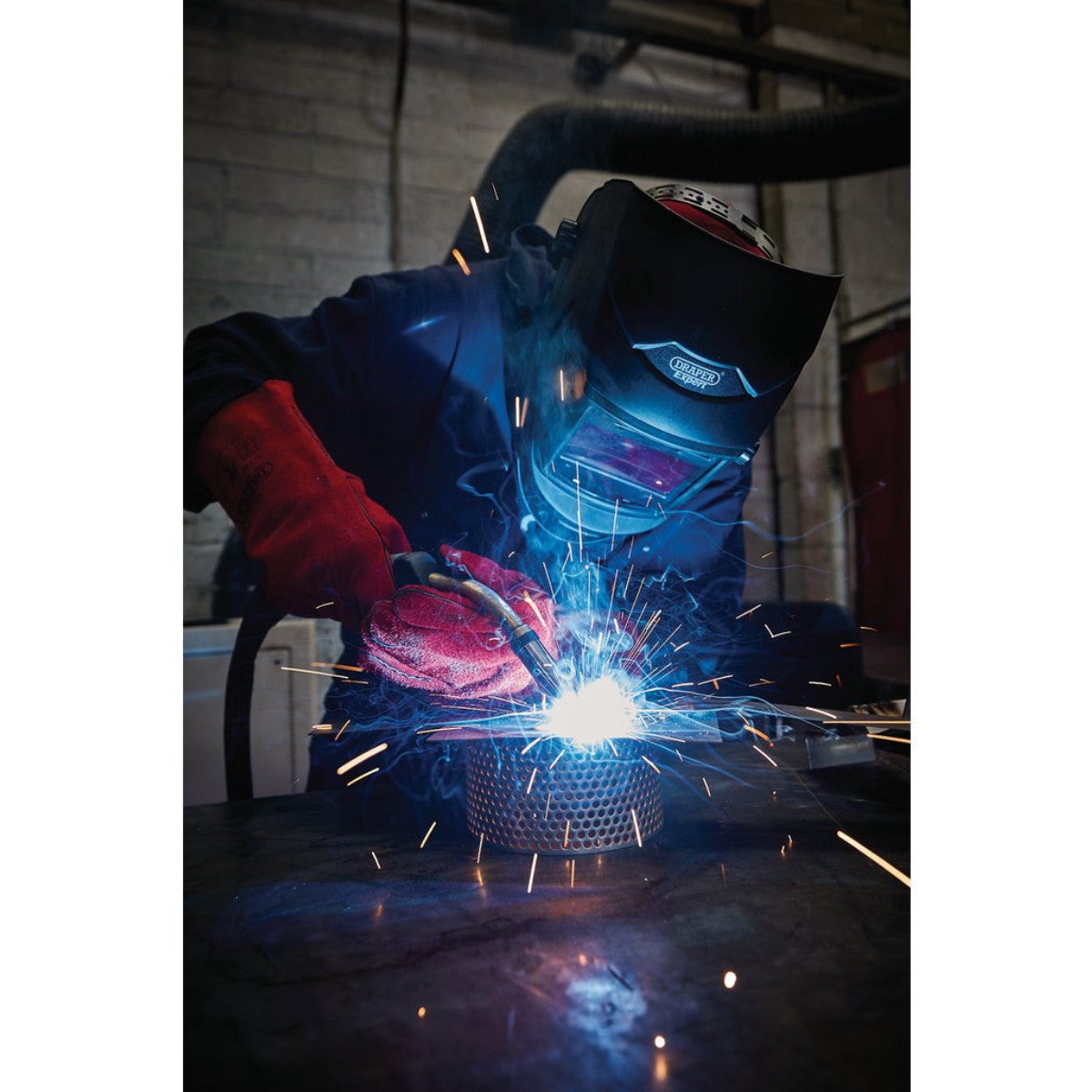 Draper Expert Auto-Darkening Multi-Use Welding Helmet, Shade 5-1370301 02512