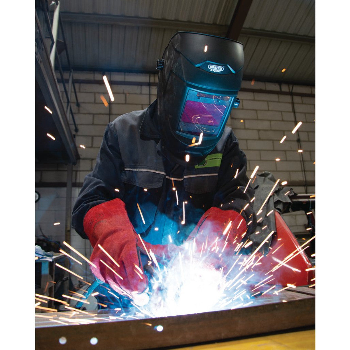 Draper Expert Auto-Darkening Multi-Use Welding Helmet, Shade 5-1370301 02512
