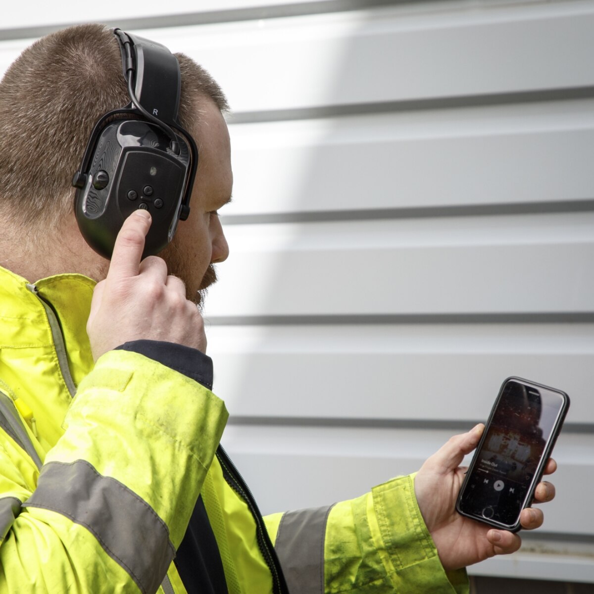 Sealey Worksafe Wireless Electronic Ear Defenders - Image 6