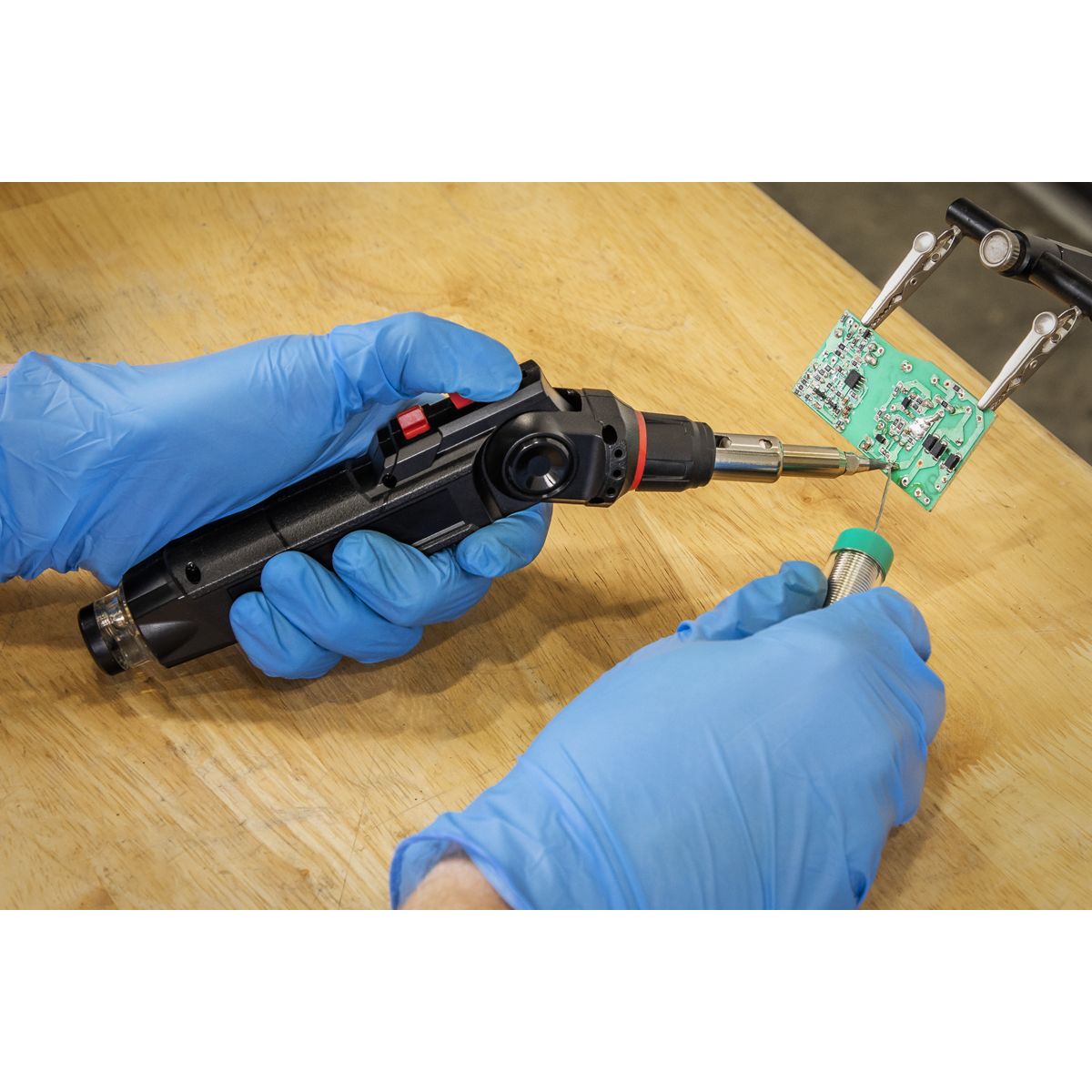 Sealey Premier Butane Indexing Soldering Iron Kit 3-in-1 - Image 4