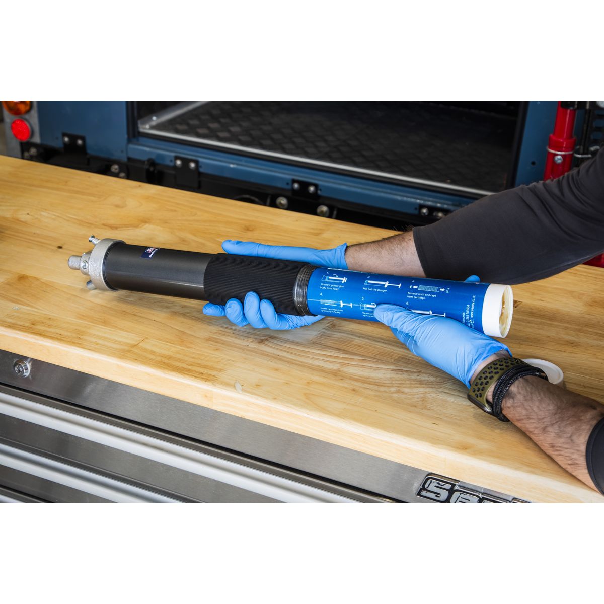 Sealey Heavy-Duty 3-Way Fill Dual Piston Grease Gun - Image 6
