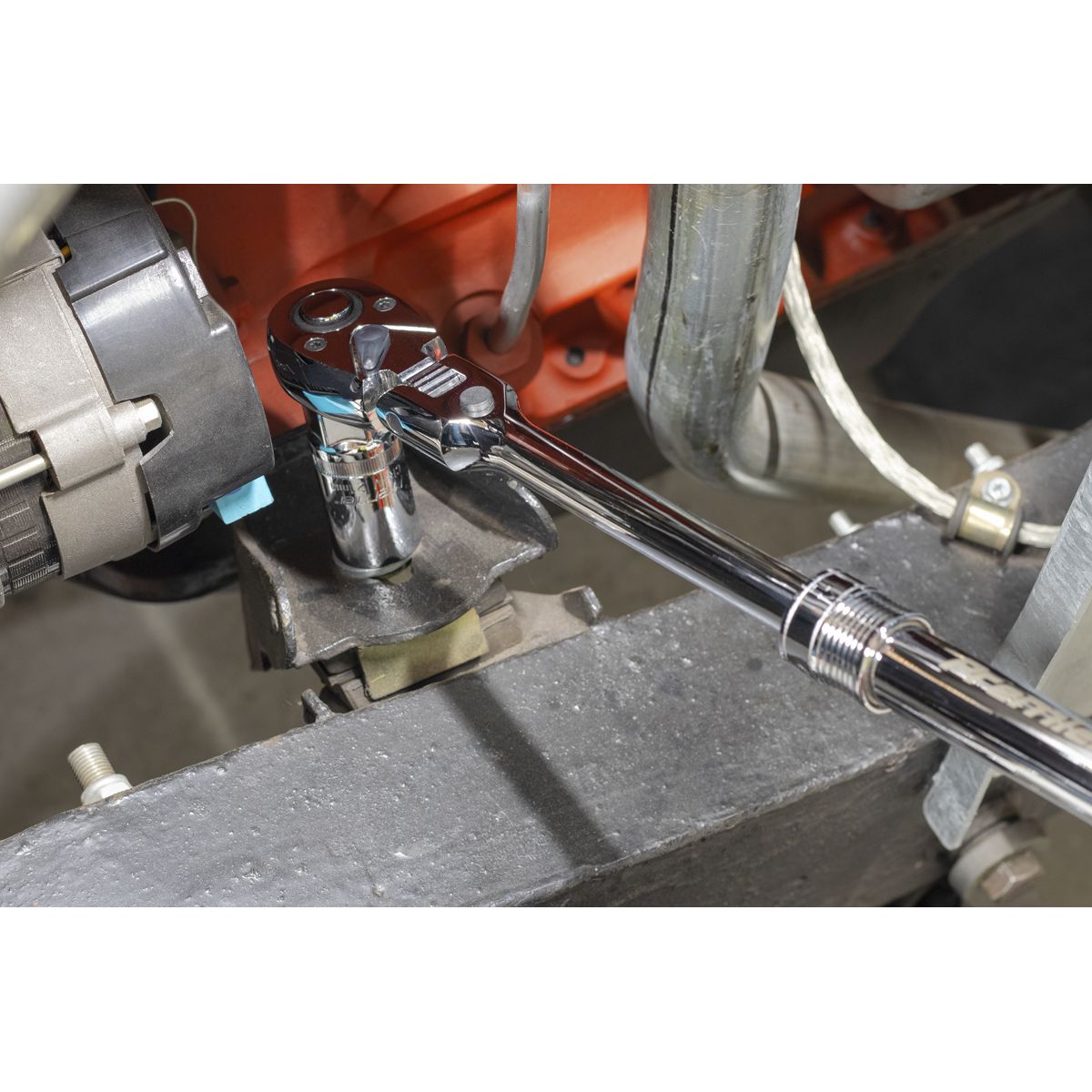 Sealey Premier Locking Flexi-Head Extendable Ratchet Wrench 1/2"Sq Drive - Image 8