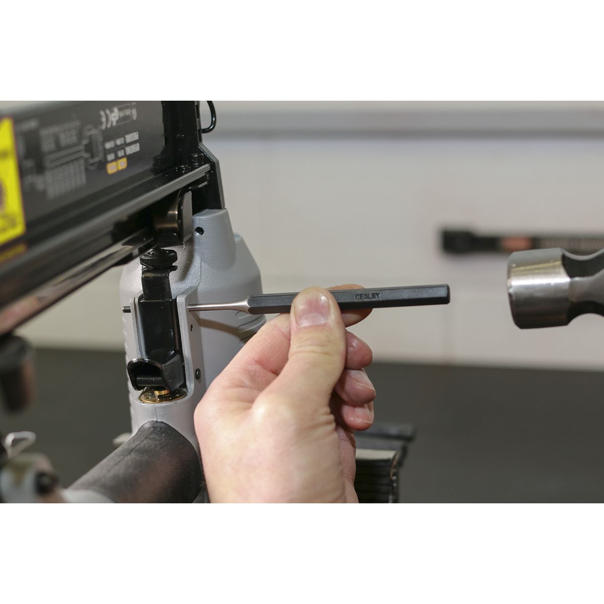Sealey Premier Punch & Chisel Set 26pc - Image 9
