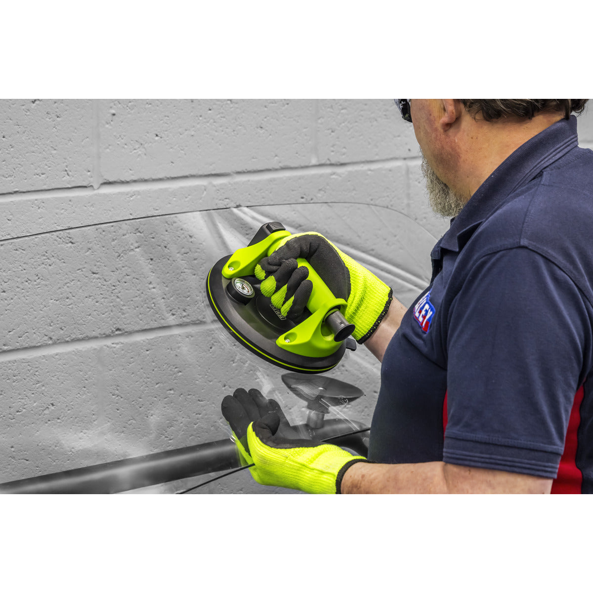 Sealey Heavy Lift Suction Cup with Vacuum Grip Pressure Gauge AK9894