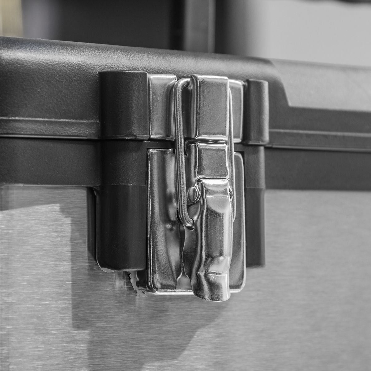 Sealey Stainless Steel Toolbox with Tote Tray 505mm - Image 7