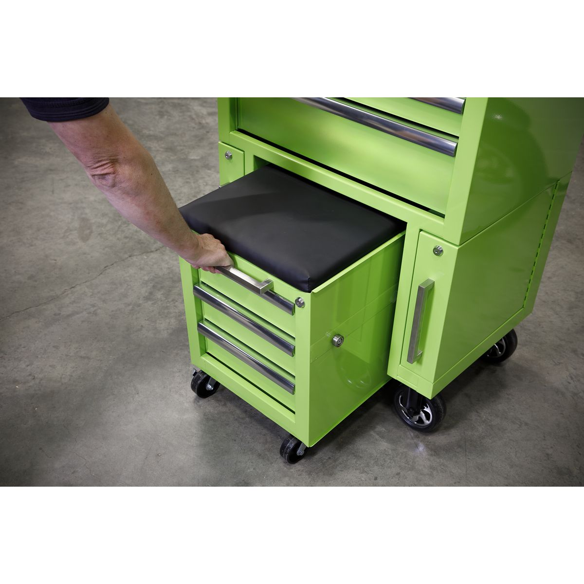 Sealey Superline PRO Rollcab 3 Drawer with Utility Seat - Image 2