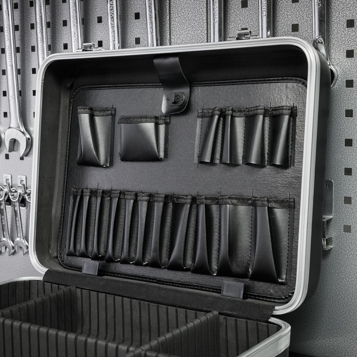 Sealey ABS Tool Case 460 x 350 x 150mm - Image 7