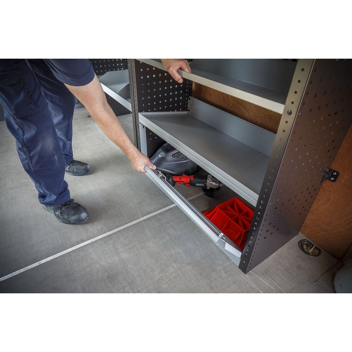 Sealey Superline PRO Modular Slanted Shelf Van Storage Unit 925mm - Image 2