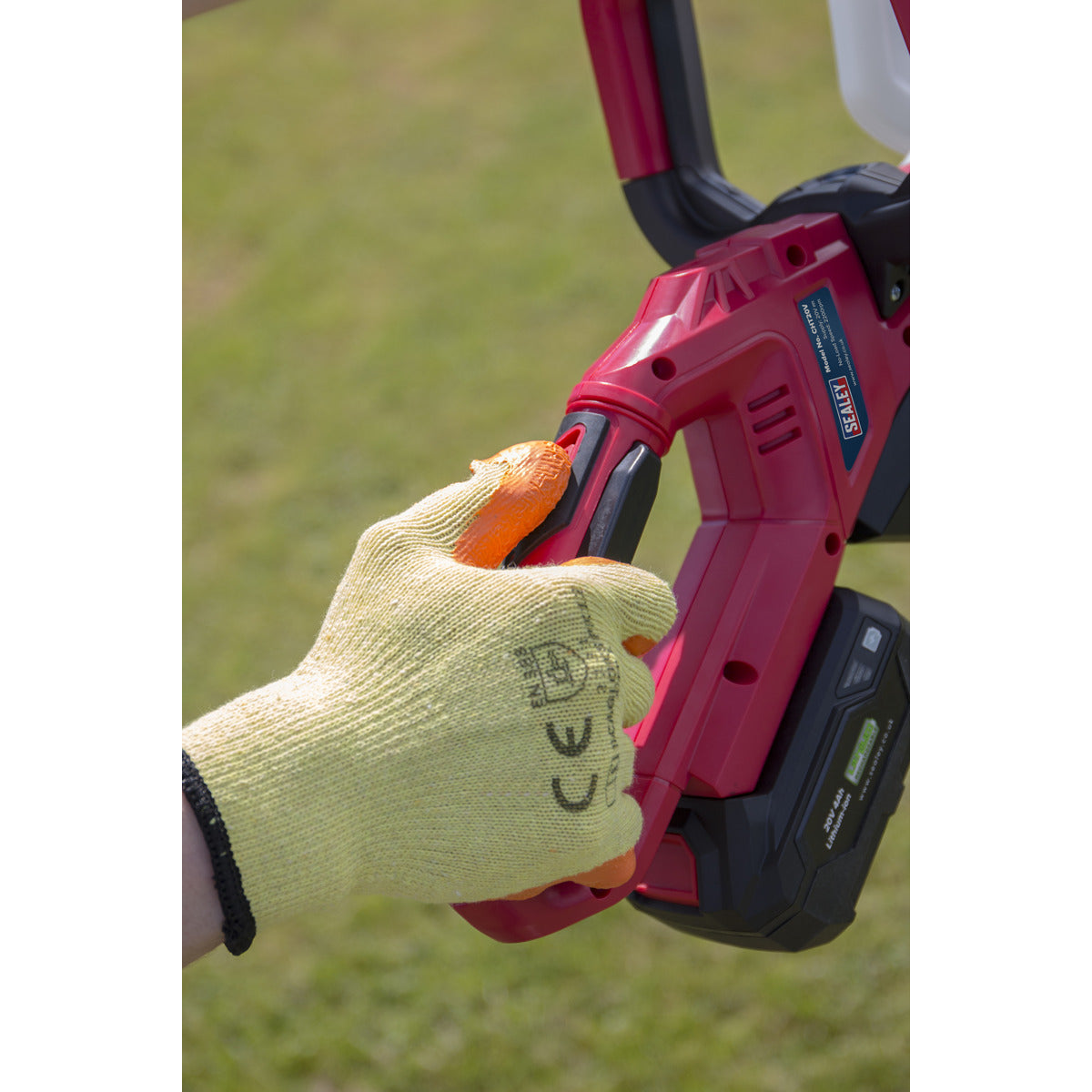 Sealey SV20 Series Cordless Hedge Trimmer 20V 4Ah with Battery & Charger CHT20VCOMBO4