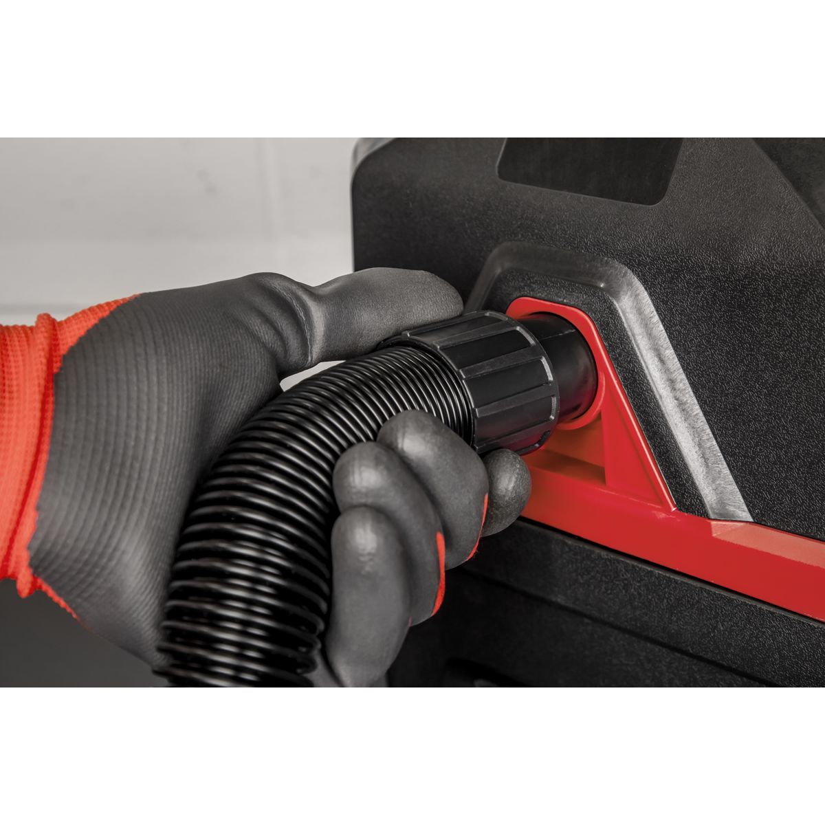 Sealey SV20 Series 10L Cordless Wet & Dry Vacuum Kit 20V 4Ah - Image 5