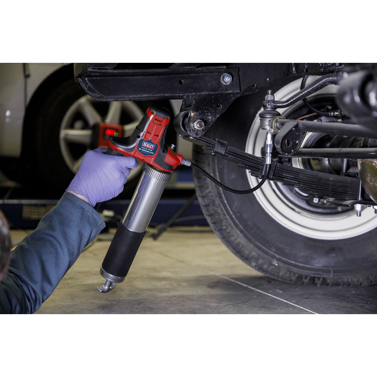 Sealey Cordless Grease Gun 8V - Image 5