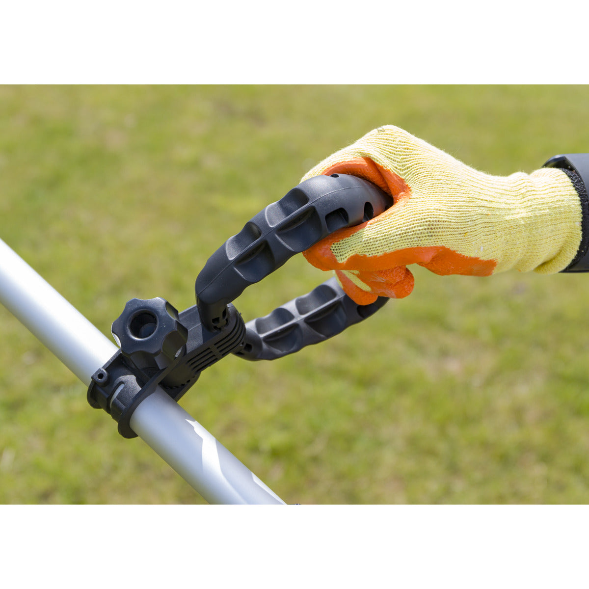 Sealey SV20 Series Cordless Grass Trimmer 20V with 2Ah Battery & Charger CS20VCOMBO2