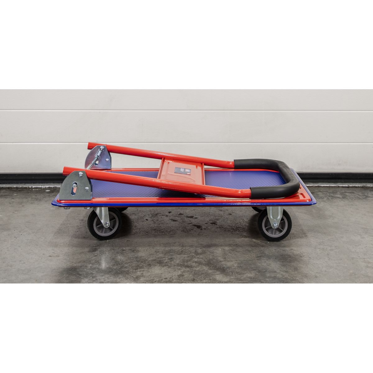 Sealey Folding Platform Truck 150kg Capacity - Image 4