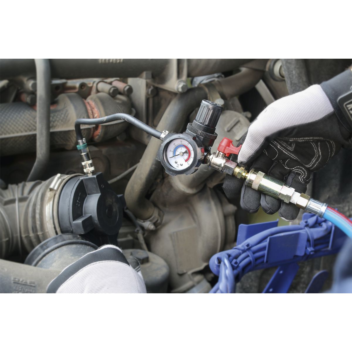 Sealey Commercial Turbo System Leakage Tester for Commercial Vehicles - Image 6