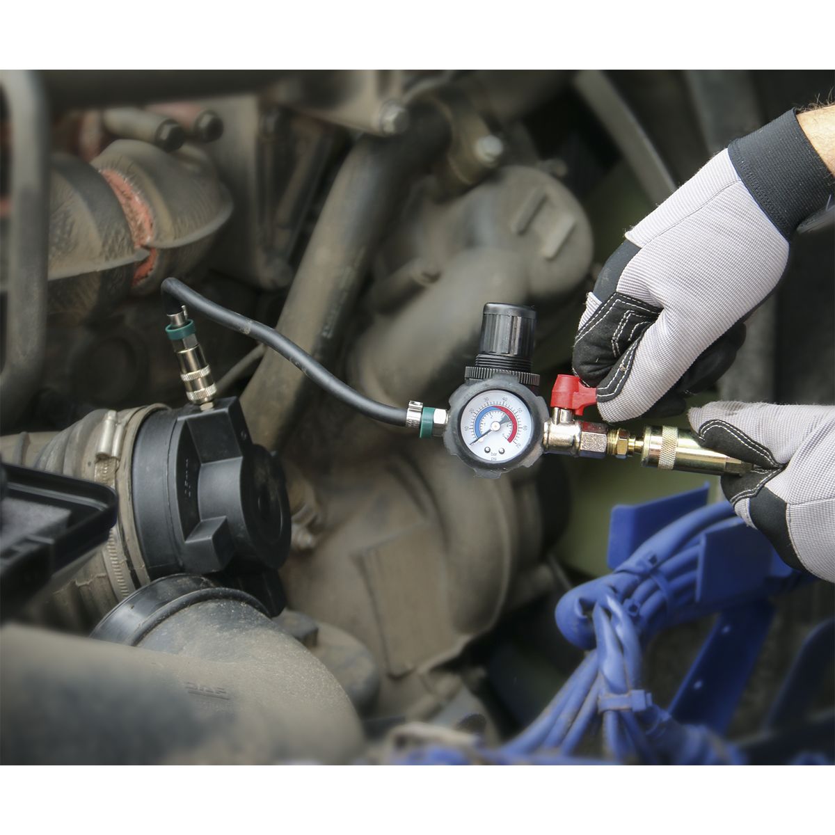 Sealey Commercial Turbo System Leakage Tester for Commercial Vehicles - Image 7