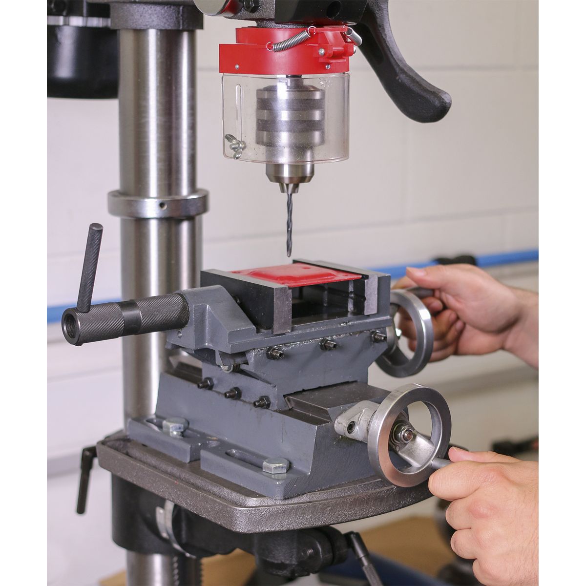 Sealey Professional Cross Vice 100mm - Image 4