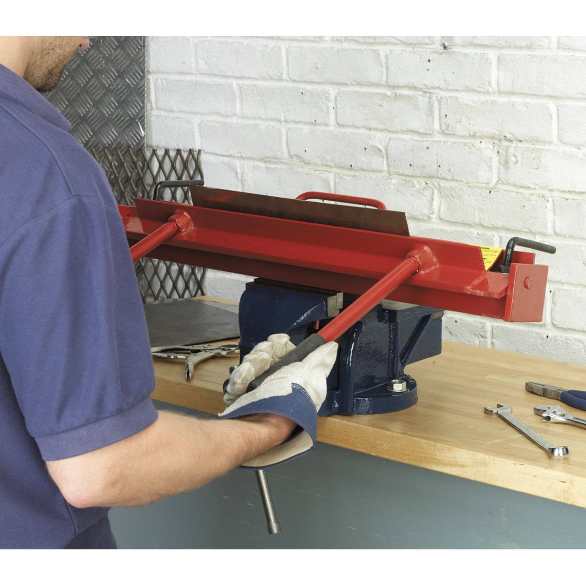 Sealey Vice Mounting Sheet Metal Folder 600mm - Image 2