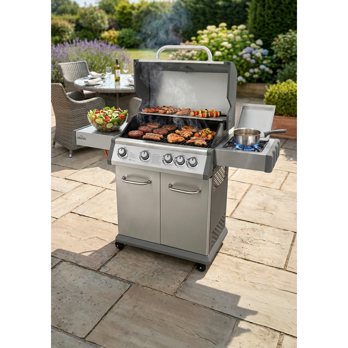 Dellonda 4+1 Burner Deluxe Gas BBQ Grill with Piezo Ignition & Thermometer - Stainless Steel DG17