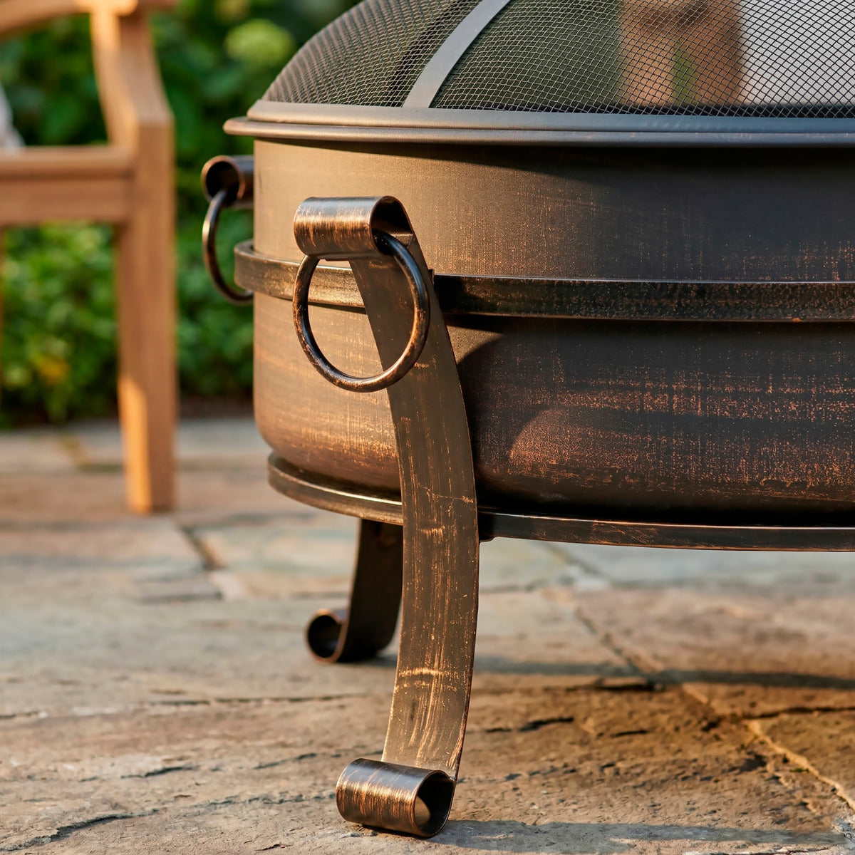 Dellonda Deluxe 2-in-1 Outdoor Fire Pit/Coffee Table with Drawstring Cover 93cm Antique Bronze Effect DG237