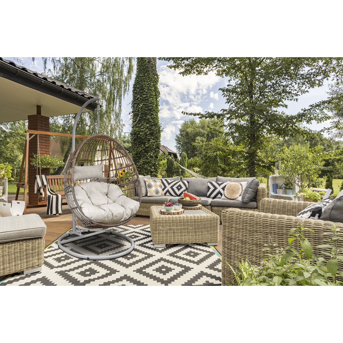 Dellonda Single Swinging Egg Chair with Cushion DG60