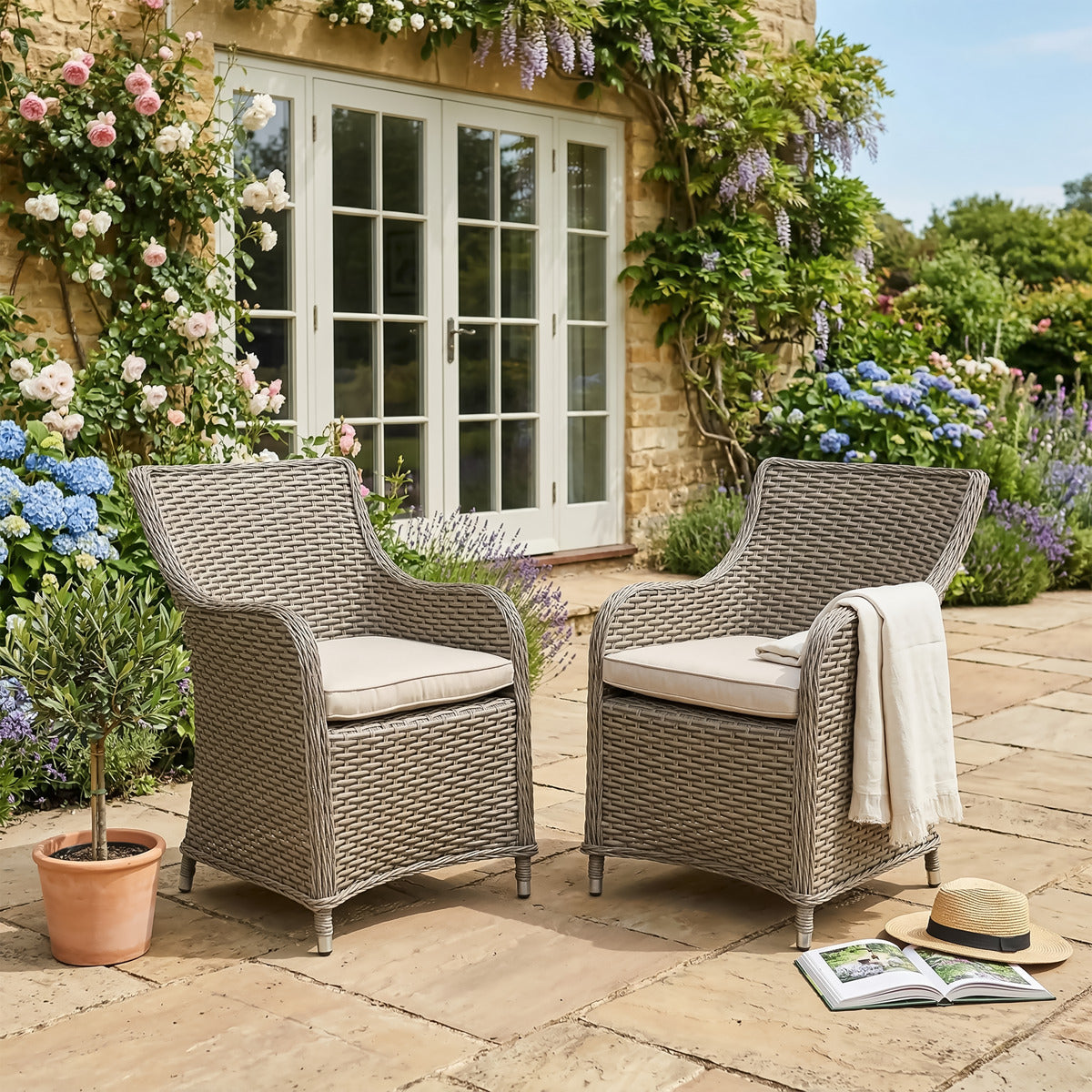 Dellonda Chester Rattan Wicker Outdoor Garden Dining Chairs 2pc DG64