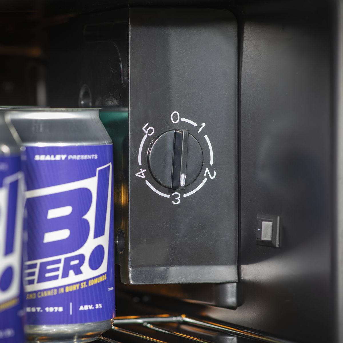Baridi Wine, Beer & Drinks Fridge 85L Capacity - Stainless Steel - Image 10