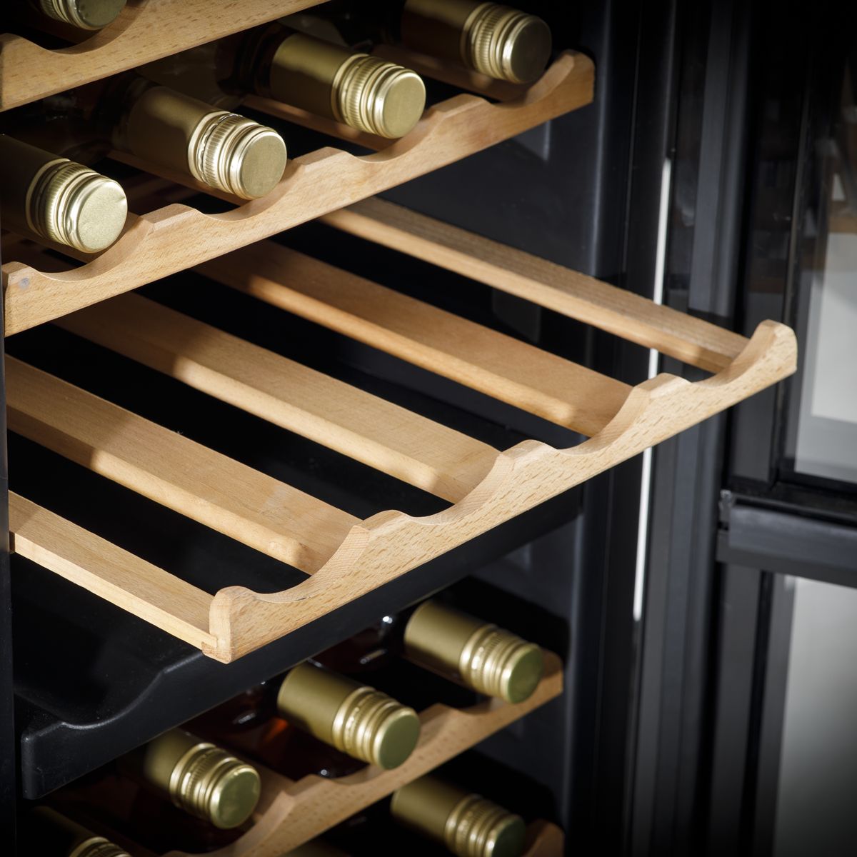 Baridi 36 Bottle Dual Zone Wine Fridge & Cooler - Image 5