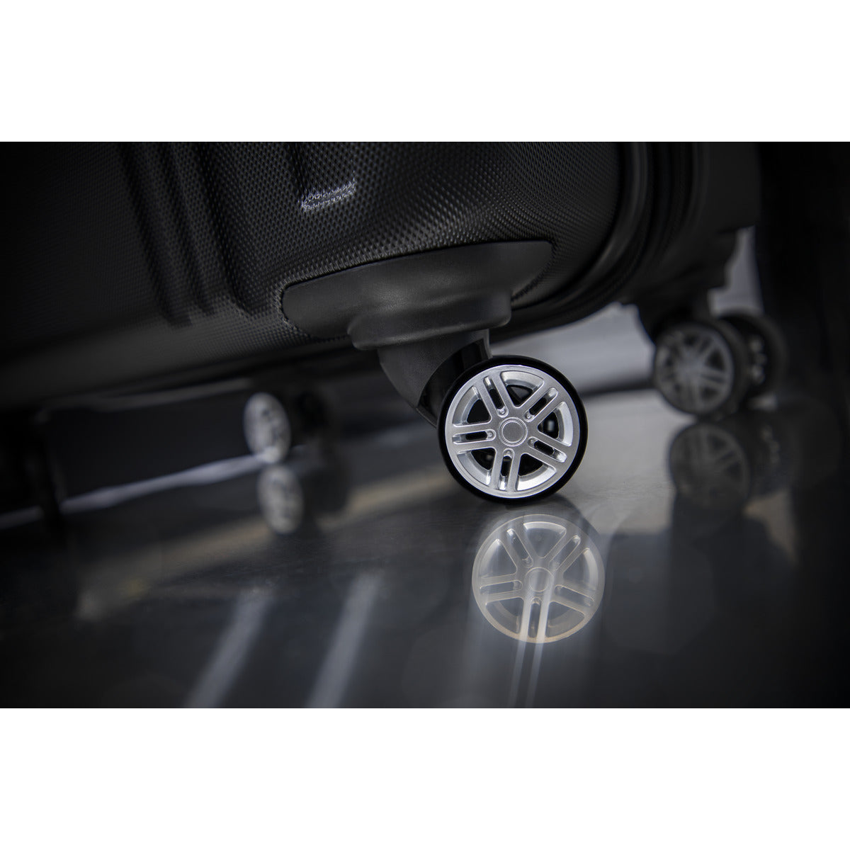 Dellonda Lightweight ABS Luggage Set with TSA Lock - Black DL11