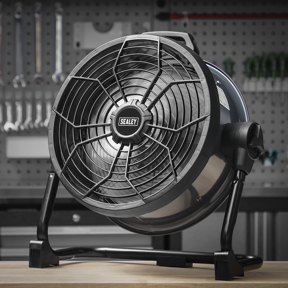 Sealey 16" High Velocity Drum Fan 230V with Cordless Option - Image 10