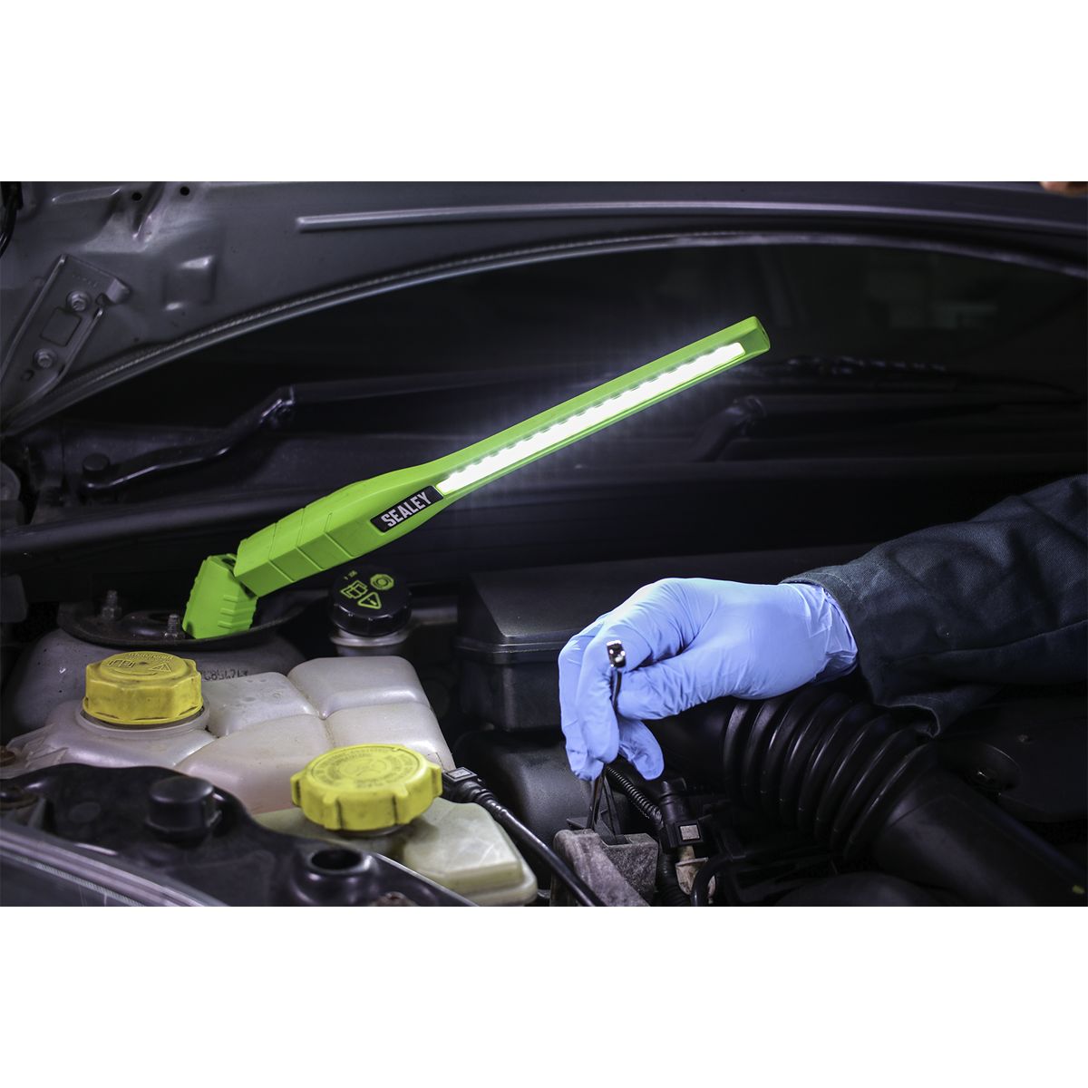 Sealey Rechargeable 360¬∞ Slim Inspection Light 8W & 1W SMD LED - Green - Image 2