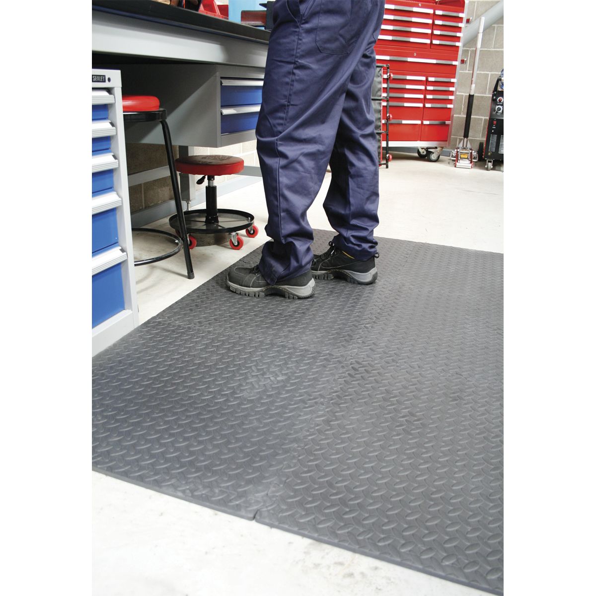 Sealey Interlocking EVA Foam Workshop Mat Set 1200 x 1800mm - Image 8