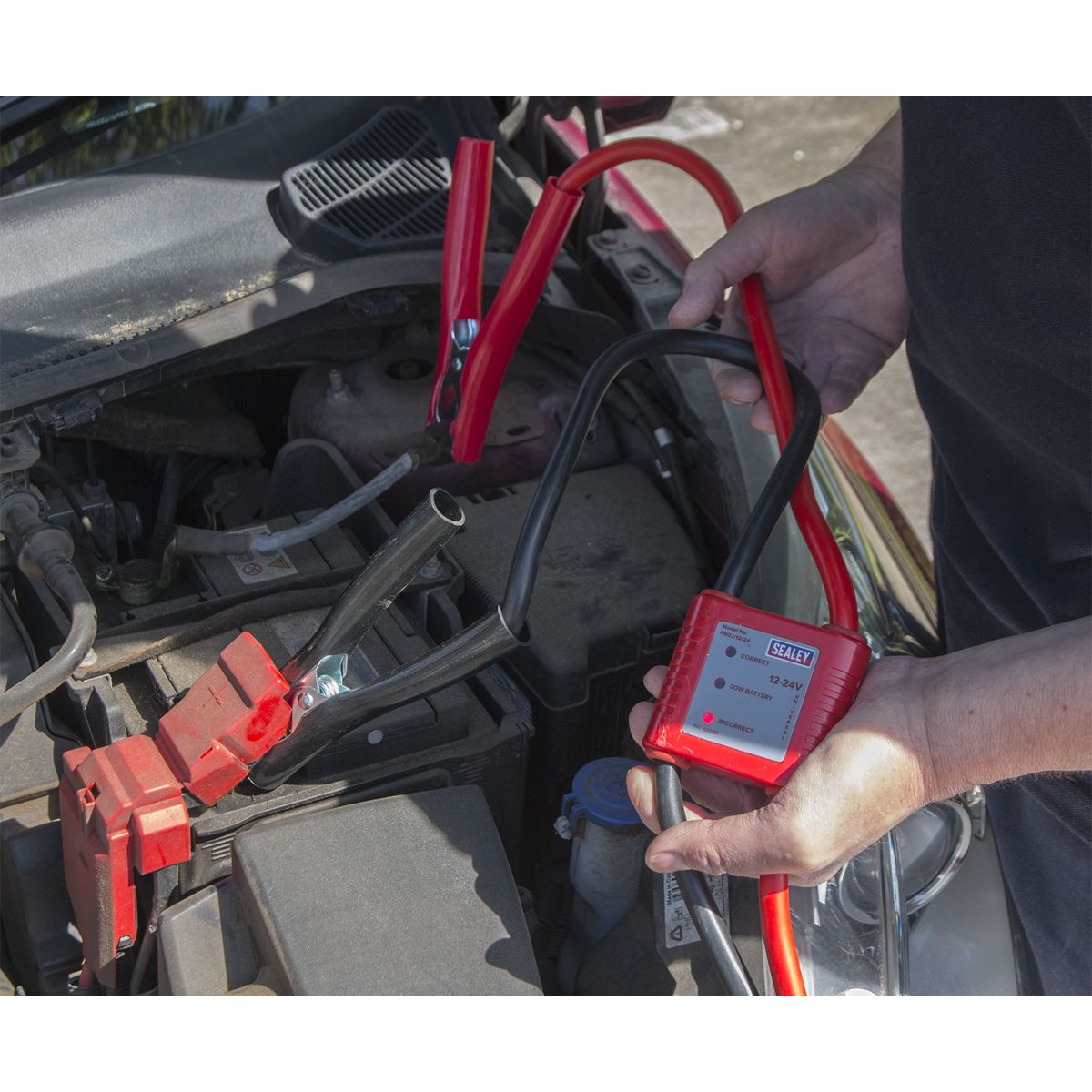 Sealey Booster Cables 7m 450A 25mm_ with 12/24V Electronics Protection - Image 5