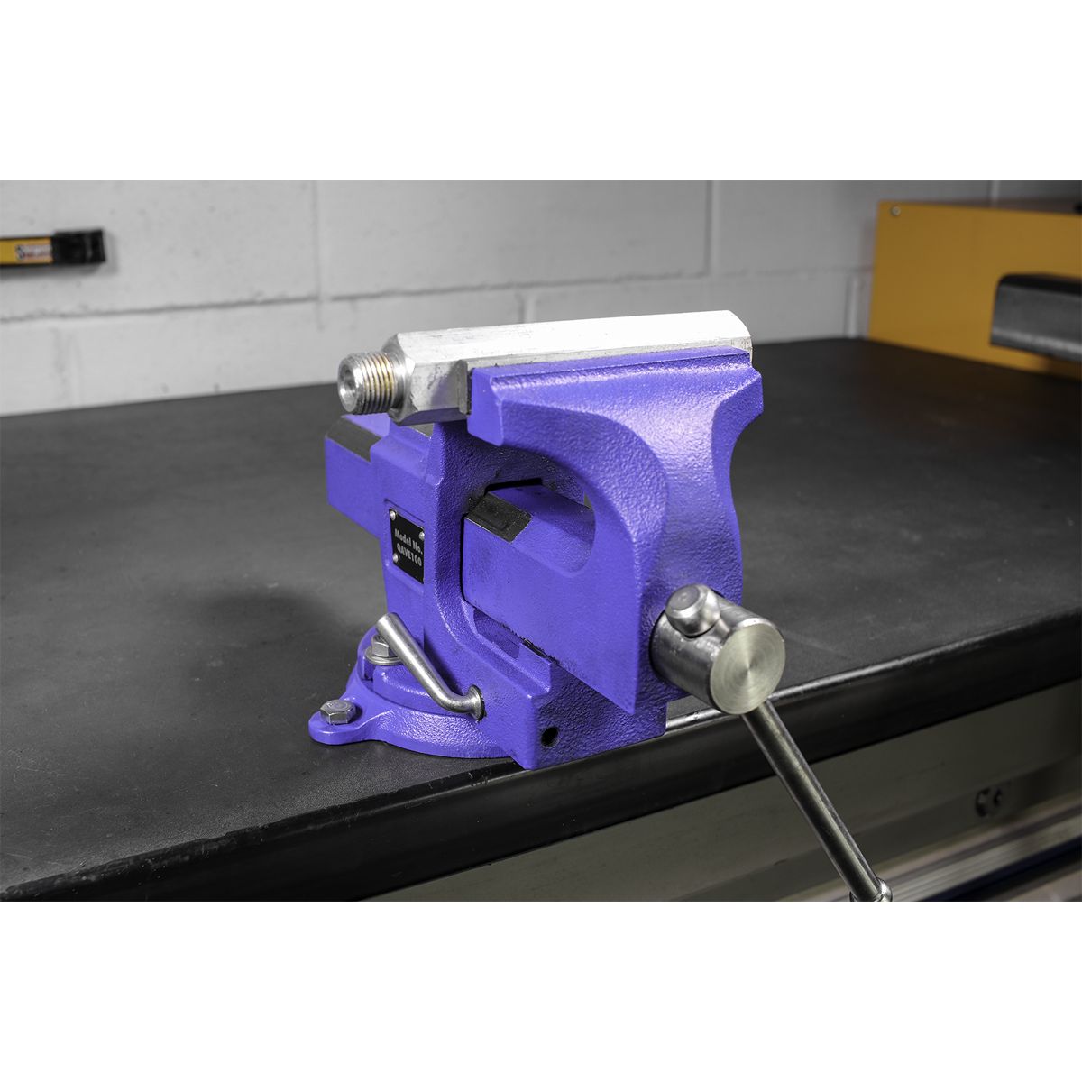 Sealey Quick Action SG Iron Vice with Swivel Base 100mm - Image 9
