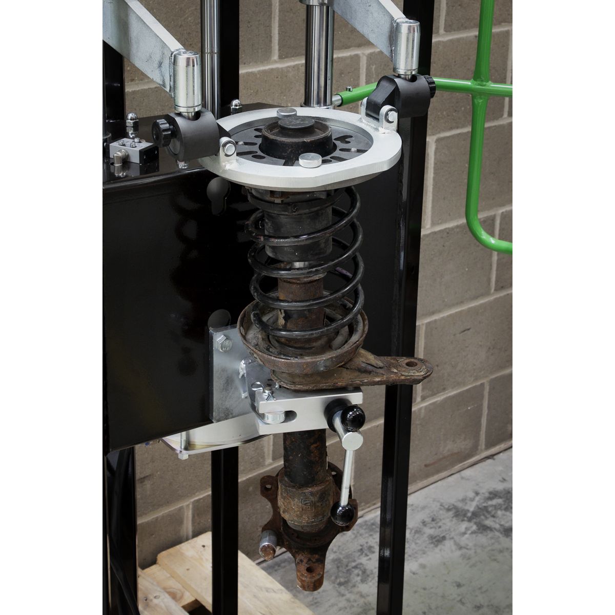 Sealey Coil Spring Bracket Upper - Image 4