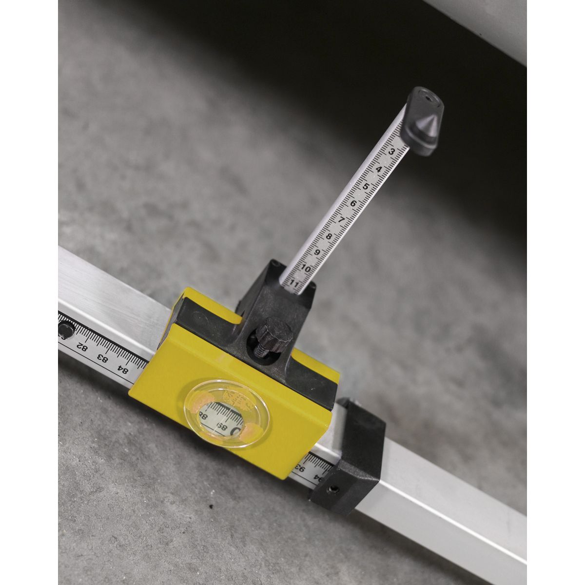 Sealey Telescopic Trammel Gauge - Image 4